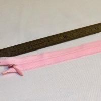 Fermeture à glissière invisible 22 cm rose